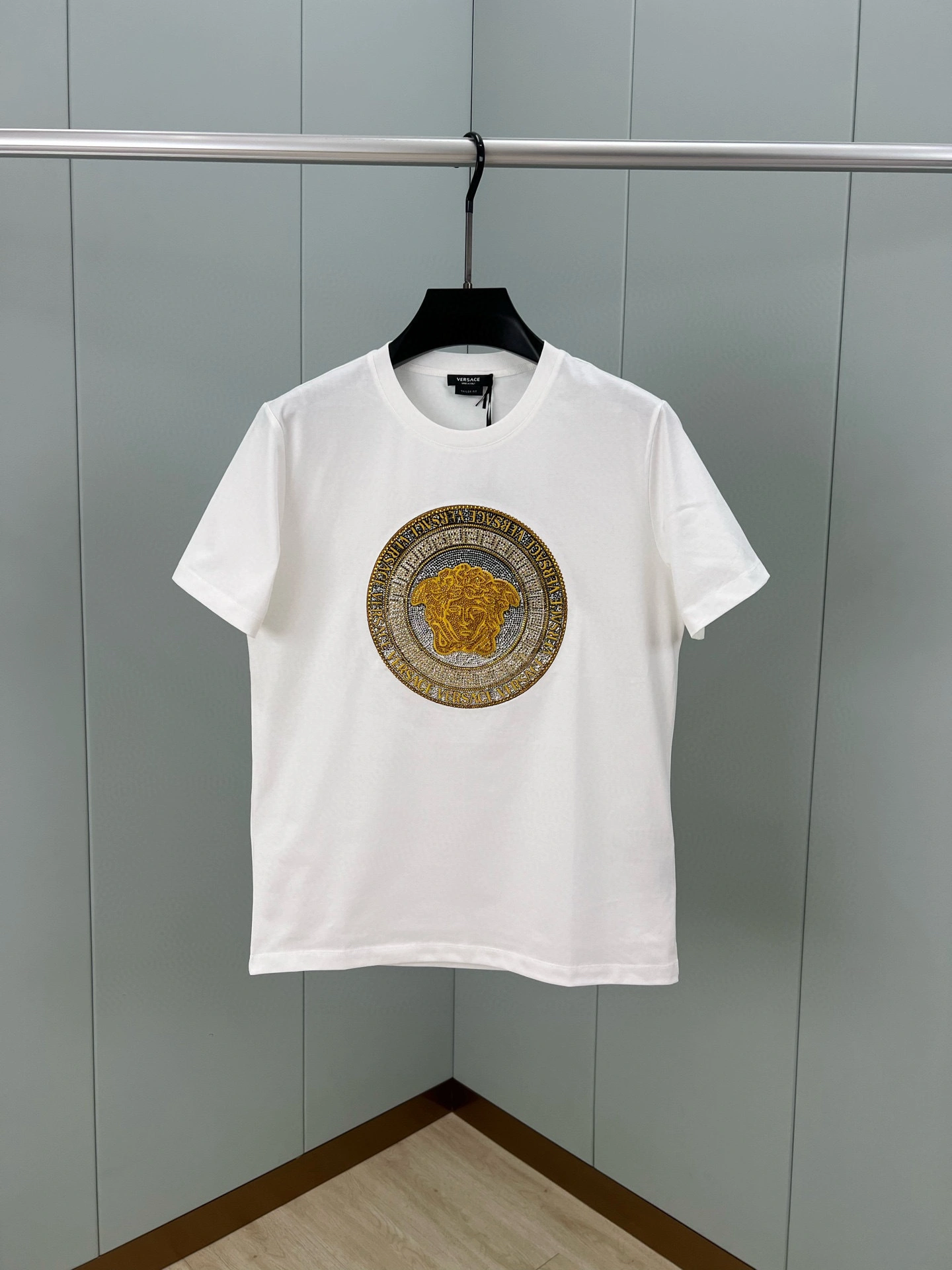 wg.luxury- V5rs135 embroidery oversized 2Colour item:E-F054B1651-2